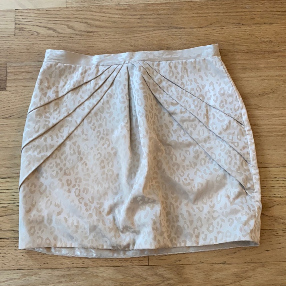 Soft pink leopard skirt